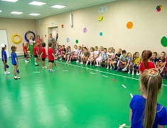 Маленькие патриоты отметили День флага в детских садах Благовещенска