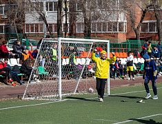 В Благовещенске прошел турнир по малоформатному футболу 