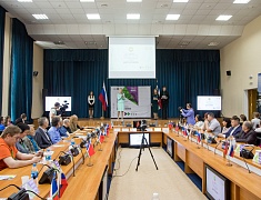 В Благовещенске открыли международный писательско-издательский форум