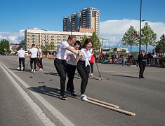 Кубок мэра и 18 литров молока получили участники «Городских гонок» в Благовещенске