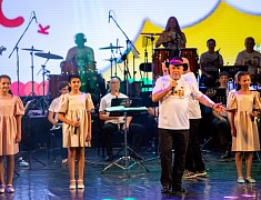 Финальный этап IX Международного фестиваля «Детство на Амуре», который завершился гала-концертом, состоялся в Благовещенске