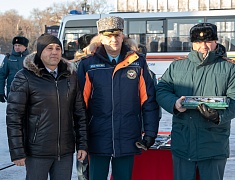 Благовещенский пожарный гарнизон получил спецтранспорт