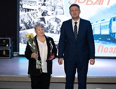 42 медали в честь юбилея Байкало-Амурской магистрали вручили благовещенцам