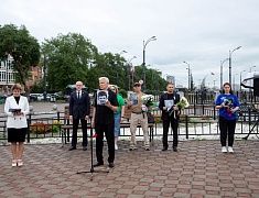 Больше 100 благовещенцев почтили память детей-жертв войны в Донбассе