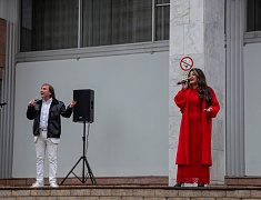 Концерт в поддержку референдума в ЛНР, ДНР, а также в Херсонской и Запорожской областях прошел в Благовещенске