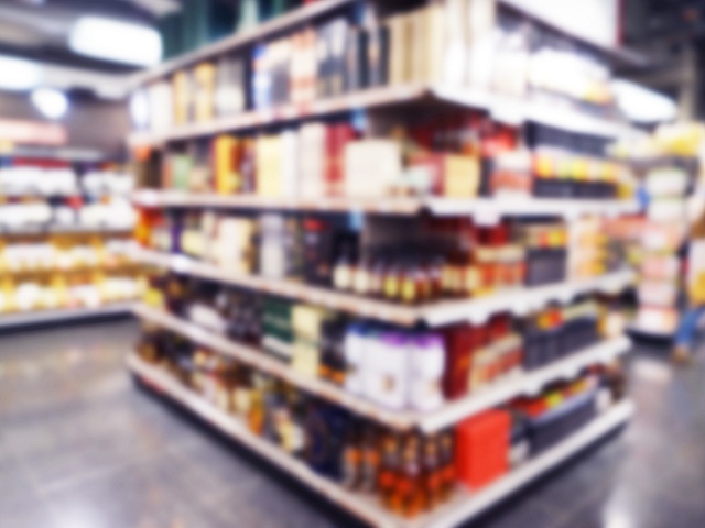 О правилах продажи алкоголя напомнили специалисты управления по развитию потребительского рынка Благвоещенска