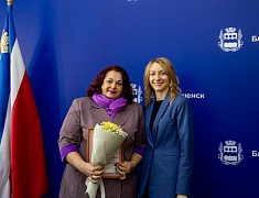 В Благовещенске чествовали муниципальных служащих