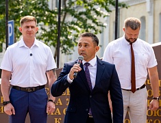 В Благовещенске торжественно открыли «Мурал Победы»