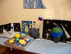 В преддверии Дня космонавтики в «космической обсерватории» прошло первое занятие с воспитанниками детского сада № 68