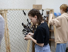 Мэр Благовещенска Олег Имамеев побывал на "Фабрике для своих"