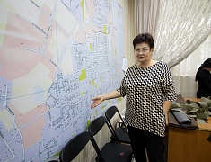 Мэр Благовещенска Олег Имамеев побывал на "Фабрике для своих"