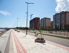 Мэр Благовещенска Олег Имамеев оценил готовность новой набережной Зеи к открытию