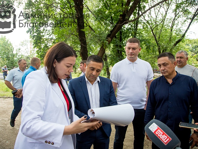 «Особое внимание уделили озеленению»: Олег Имамеев о планах по высадке растений в сквере имени Валерия Приёмыхова