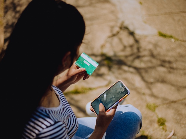 Как обезопасить себя при совершении онлайн-покупок