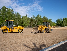 Рабочее совещание мэра Благовещенска Олега Имамеева по строительству умной спортивной площадки в Моховой пади