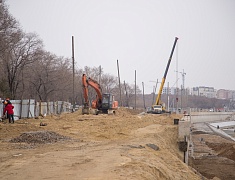 Мэр Благовещенска Олег Имамеев проконтролировал ход работ на 10 участке набережной Зеи