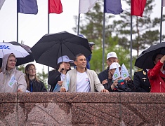 Шествие трудовых коллективов отгремело в Благовещенске!