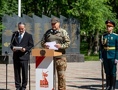 В Благовещенске открыли временный мемориал памяти участников локальных войн и конфликтов