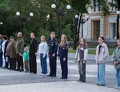 В Благовещенске на площади Победы зажгли «Свечи памяти»