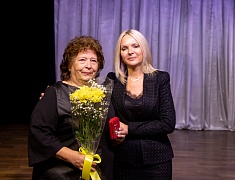 В областном центре знак за «стройку века» получили девять благовещенских ветеранов-бамовцев