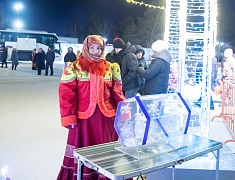 «Валенки-шоу» развернулось на главной площади Благовещенска 31 декабря