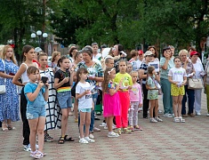 В Благовещенске прошла акция, посвященная Дню памяти детей-жертв войны в Донбассе
