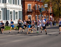 В Благовещенске прошла эстафета памяти Григория Белоуса