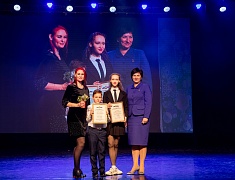 Более сорока одарённых детей получили премию мэра Благовещенска