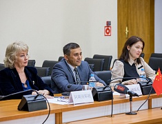 Мэр Благовещенска Олег Имамеев встретился с главой Народного Правительства района Айгунь Сун Цютянь