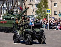 Торжественное прохождение войск Благовещенского гарнизона
