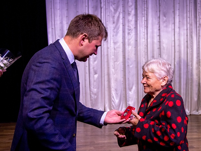 Благовещенцы - строители БАМа получили юбилейные награды 