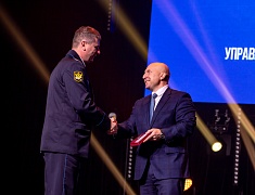 Заместитель мэра Благовещенска поздравил судебных приставов со 160-летием ведомства