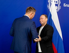 Представителей сферы торговли чествовали в Благовещенске