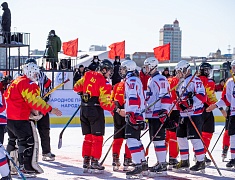 Соревнования по хоккею в рамках Международного российско-китайского фестиваля зимних видов спорта