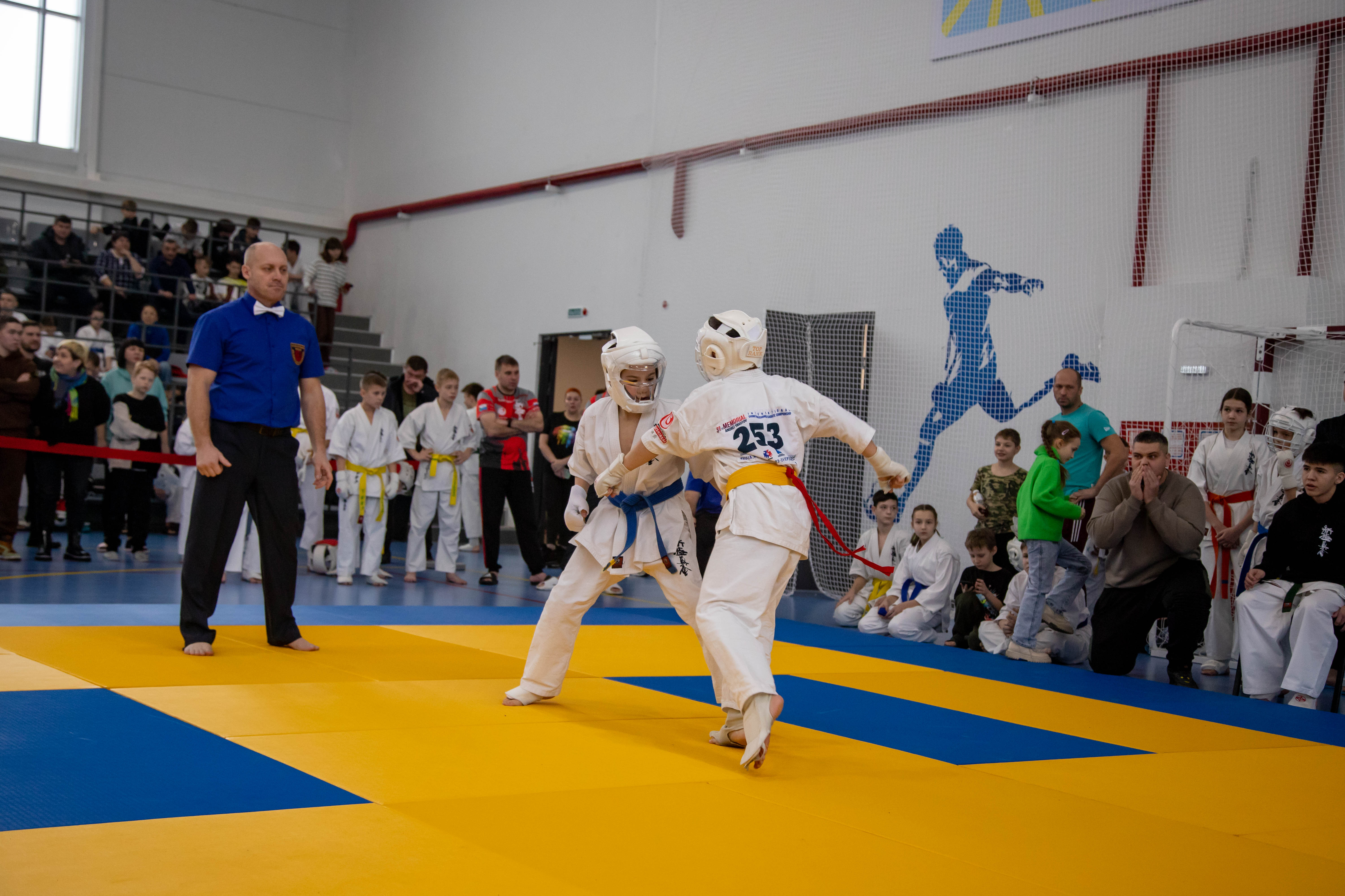 В Благовещенске в ФОКе на Набережной развернулся чемпионат по шинкиокушинкай карате
