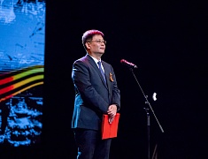 Благовещенские артисты исполнили патриотические песни на городском концерте