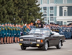 Торжественное прохождение войск в честь Дня Победы