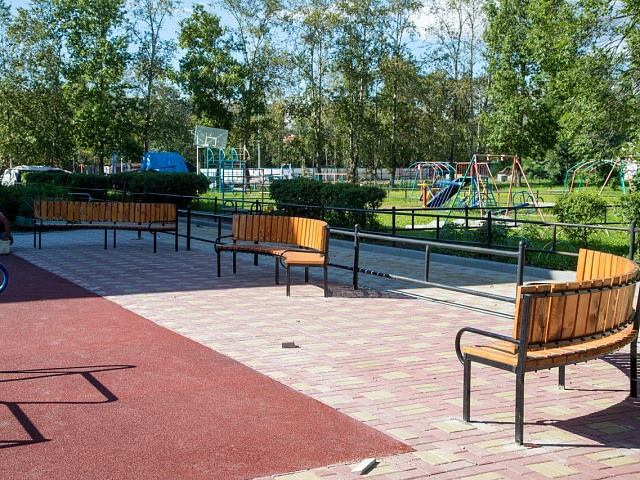 Благовещенские школы могут выиграть грант на благоустройство своей территории