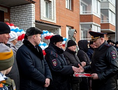 Дом для сотрудников МВД начали заселять в Благовещенске