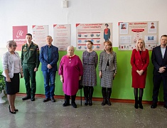 Открытие Памятного уголка, посвященного выпускнику школы №28 Благовещенска, погибшему при исполнении долга в рамках СВО Максиму Павлову