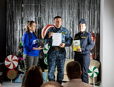 Победителей конкурса «Самый-самый снеговик» наградили в молодежном гараже