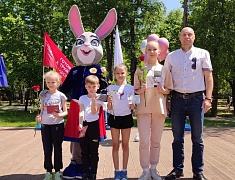 Более 30 спортсменов Благовещенска наградили знаками ГТО