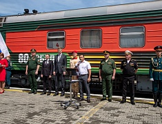 Благовещенск встретил уникальный агитпоезд Минобороны