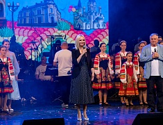 Финальный этап IX Международного фестиваля «Детство на Амуре», который завершился гала-концертом, состоялся в Благовещенске