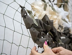 Сухой душ, носилки, сети и нашлемники изготавливают на «Фабрике для СВОих» в Благовещенске