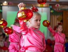 В язык и культуру Поднебесной с сентября погружаются ребята 5-7 лет в прогимназии, детских садах №4 и №28