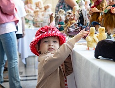 В Благовещенске впервые прошел Бал кукол