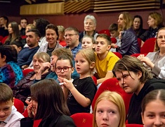 В Благовещенске показали фильм о детях Донбасса