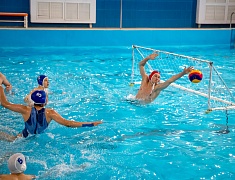 В Благовещенске впервые проходят соревнования по водному поло