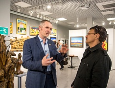 В Выставочном зале открылась персональная выставка Алексея Сидорова